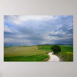 Route courbée vers une affiche de destination