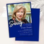 Royal Blue 70th Birthday Photo Invitation<br><div class="desc">Photo minimaliste royal bleu et blanc 70e anniversaire invitation pour une fête d'anniversaire amusante. L'âge peut être changé. Cette invitation est simple et élégante, adulte jalon d'anniversaire invitation pour les hommes et les femmes. La couleur arrière - plan bleue et blanche royale peut être changée en n'importe quelle couleur de...</div>