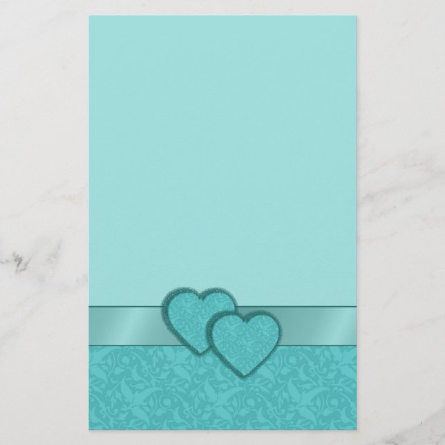 Ruban de satin de turquoise et papeterie de coeurs (Devant)