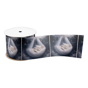 Ruban En Satin Chaton endormi dans un hamac en tulle