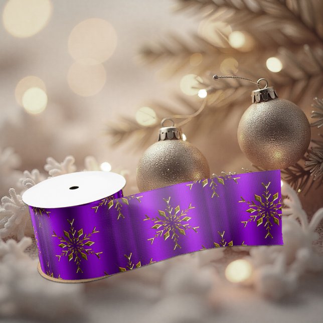 Ruban En Satin Étoiles de Noël d'or sur violet (Gold Christmas Stars on Purple Satin Ribbon by the Olde Christmas Shoppe)