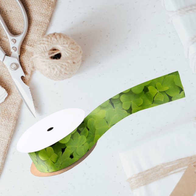 Ruban En Satin Floral Shamrock vert brillant (In Situ)