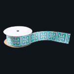 Ruban En Satin Motif de clé grecque Turquoise Peacock<br><div class="desc">Motif géométrique chic et élégant,  parfait pour votre prochain projet artisanal.</div>