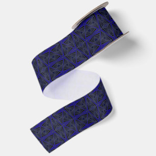 Ruban En Satin Motif géométrique bleu et noir.