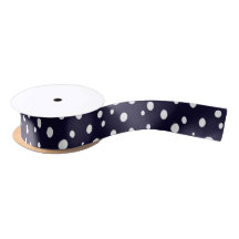 Satin à motif de points de neige blancs