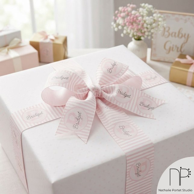 Ruban Gros-grain Rose et blanc rayé avec monogramme (Pastel pink and white striped monogram and name ribbon for baby girl for baby shower or birthday)
