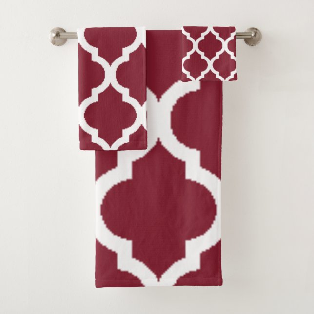 Ruby antique avec Motif Quatrefoil blanc (En situation)