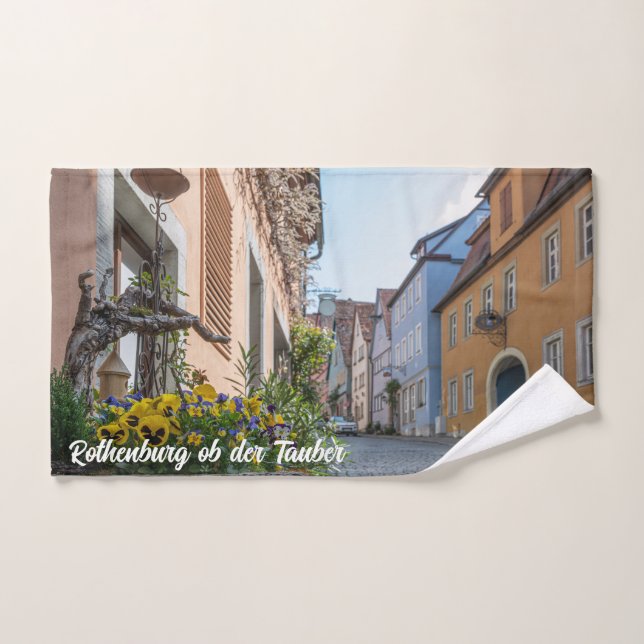 Rue colorée à Rothenburg ob der Tauber (Serviette à main)