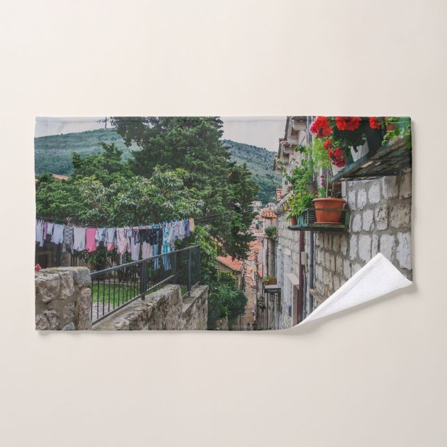 Rue de pierre étroite à Dubrovnik (Serviette à main)