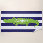 Rugby Stripes Alligator Serviette de plage personn<br><div class="desc">Ces bandes de rugby et alligators sont tous des garçons ! Ajoutez votre touche personnalisée à cette serviette de plage. Cliquez sur "personnaliser" pour modifier la police, la taille de l'image, etc. Transférez aussi ce design sur les produits de votre choix ! Veuillez visiter mon magasin de créateurs, PreppyPrint.com, pour...</div>