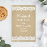 Rustic Kraft et Lace Wedding Programme<br><div class="desc">Les programmes de feuille de mariage comportent un "Mariage de" en écriture manuscrite, une charmante conception de bordure illustrée de dentelle vintage blanche fleurie et pointillée, et un arrière - plan à l'aspect texturé de papier kraft brun rustique. Personnalisez le texte personnalisé pour votre fête de mariage, informations de cérémonie,...</div>