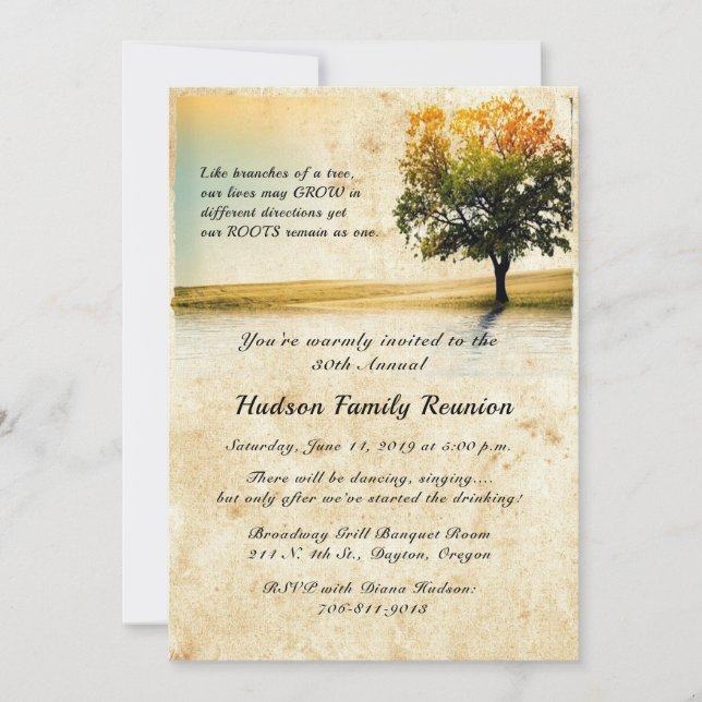 Rustic Lakeside Tree Famille Invitations de la réu (Devant)