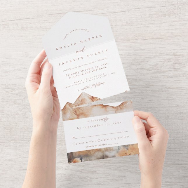 Rustic Mountain Mariage tout en une invitation (Déchirure)