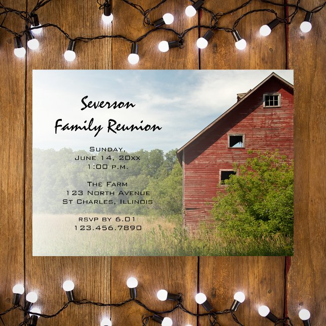 Rustic Red Barn Famille Réunion Invitation (Créateur téléchargé)