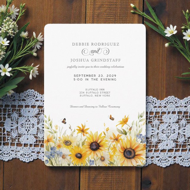 Rustic Sunflower Barn Fall Wedding Invitation  (Créateur téléchargé)