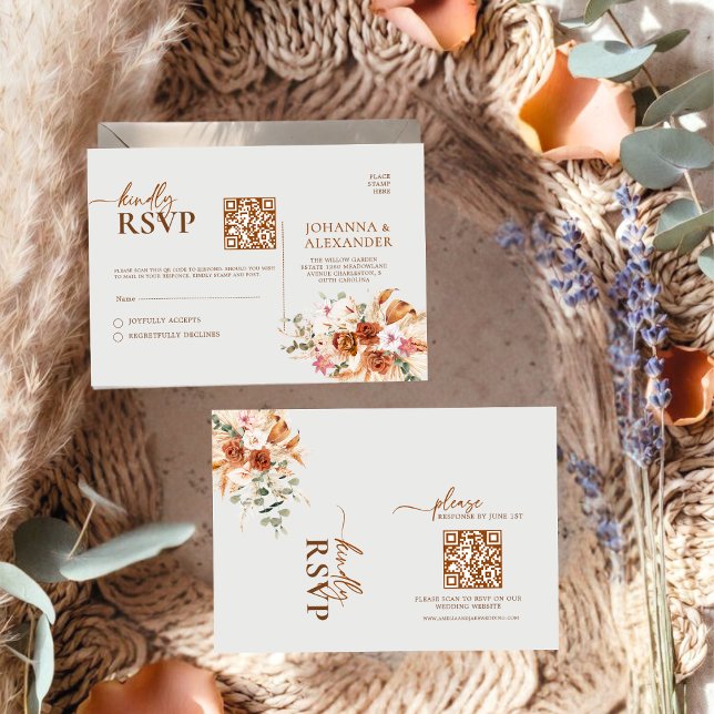 Rustic Terracotta & Blush Floral QR Code RSVP Card (Créateur téléchargé)