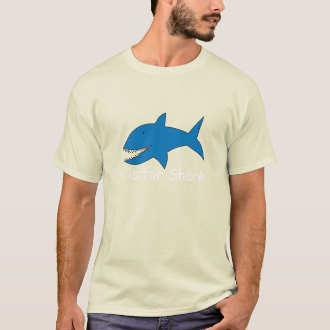 S est pour le T-shirt de requin (Devant)