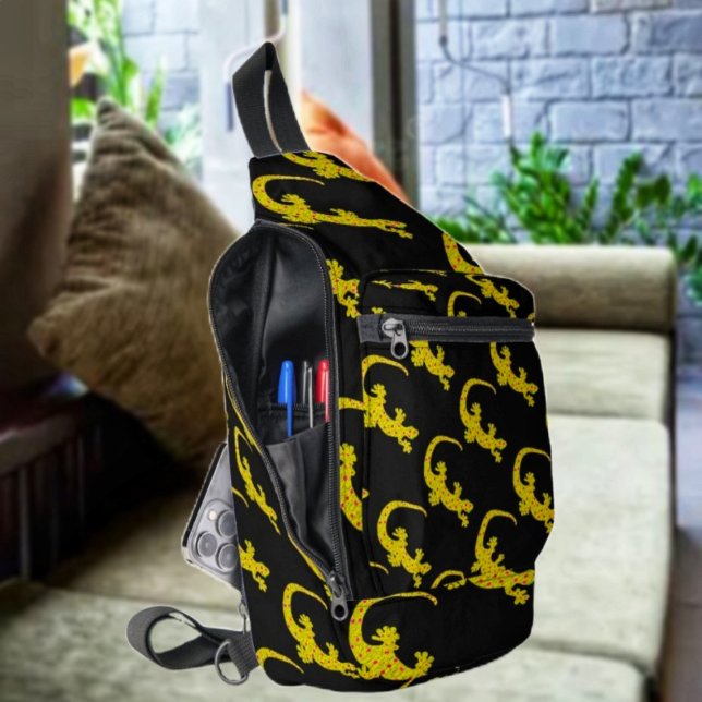 Sac À Bandoulière Île Gecko (noir) (An unusual, reptile print for a cool sling bag!)