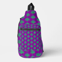 Motif damassé vert sur pourpre
