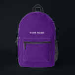 Sac à dos de nom personnalisé blanc pourpre<br><div class="desc">Personnalisez facilement ce sac à dos simple et cool en ajoutant votre nom ou votre texte personnalisé. Un design cool et moderne en violet foncé et blanc avec une police sans serif claire, pour un look moderne, professionnel et pointu, parfait comme cadeau personnalisé pour les étudiants de collège, lycée, enfants....</div>