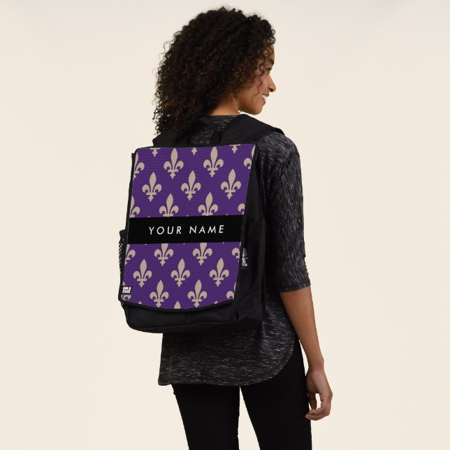Sac À Dos Fleur de Lis, Beige on Purple, Royal, Your Name (Porté)