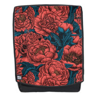 Fleurs et moisissures de pivoines rouges