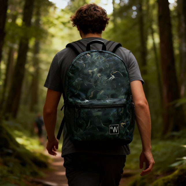 Sac À Dos Imprimé Élégant Abstrait Tie Motif de teinture vert foncé (Masculine dark green backpack with a tie-dye marble motif printed on it.)