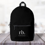 Sac À Dos Imprimé Monogram Classic Elegant Minimum Black and White<br><div class="desc">A minimalist monogram design with large typographiy initials in a classic font with your name below on black background. Le Parfait Custom vend des accessoires !</div>
