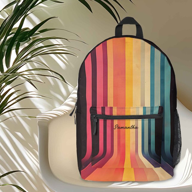 Sac À Dos Imprimé Nom personnalisé les années 70 bandes rétro inspir (Bring back those vintage vibes with this bold and colorful backpack.)