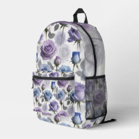 Roses lavande et bleues sur un fond gris nuageux