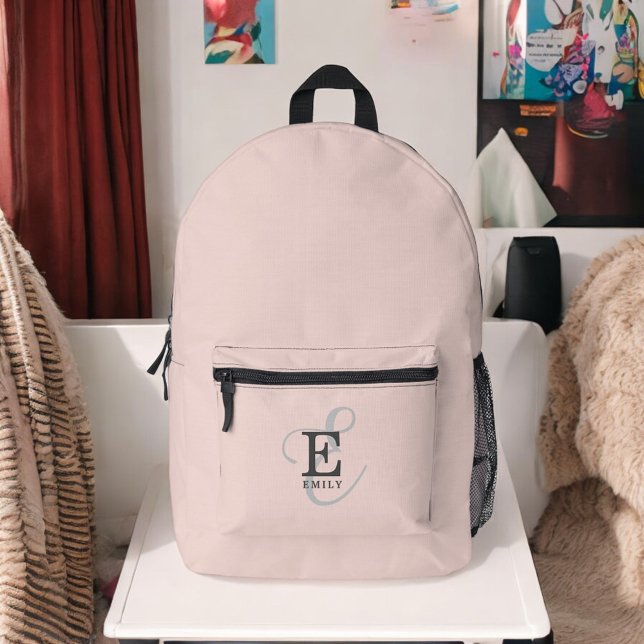 Sac À Dos Imprimé Typographie de Monogramme moderne Blush Pink (Personalize with your name and monogram initial.)