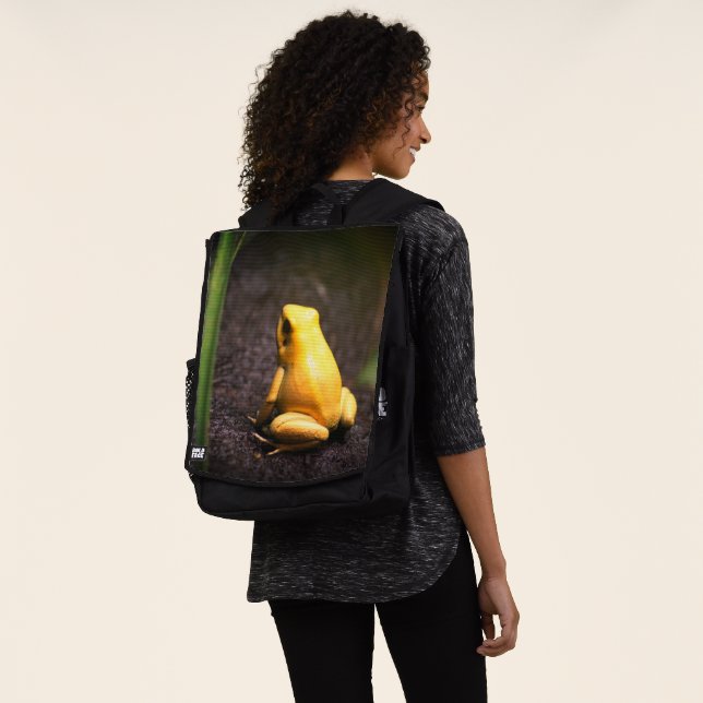 Sac À Dos Portrait de grenouille jaune frappant (Porté)