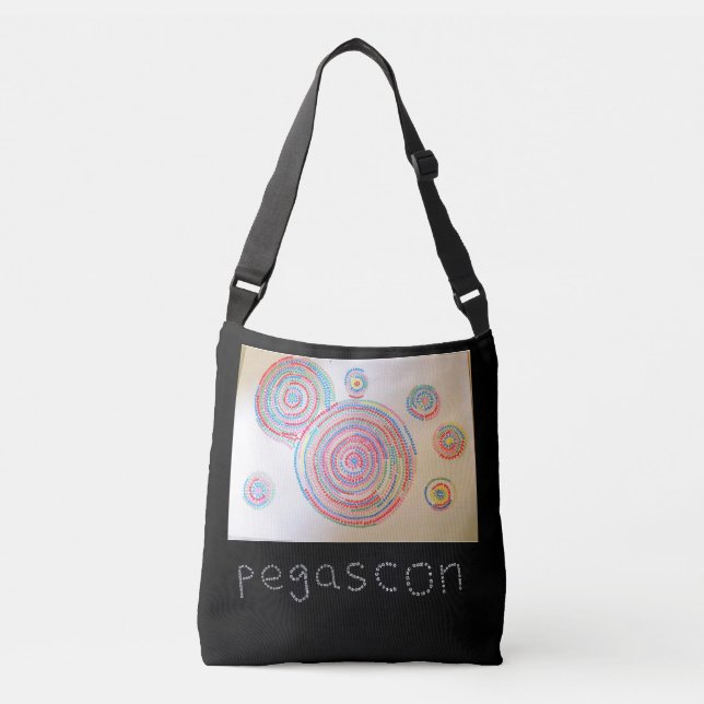 SAC AJUSTABLE 黒地も白地もある「縁結曼荼羅」のある クロスボディバッグ (Devant)