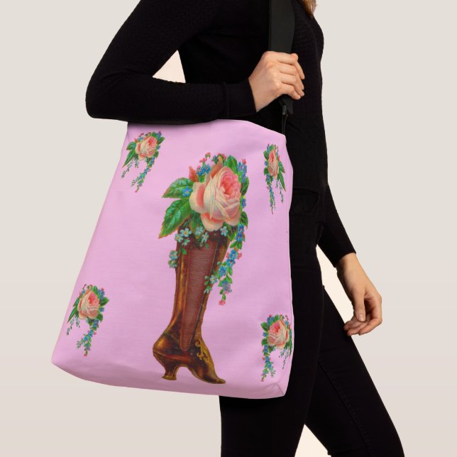 Sac Ajustable Botte victorienne contenant des fleurs (De près)