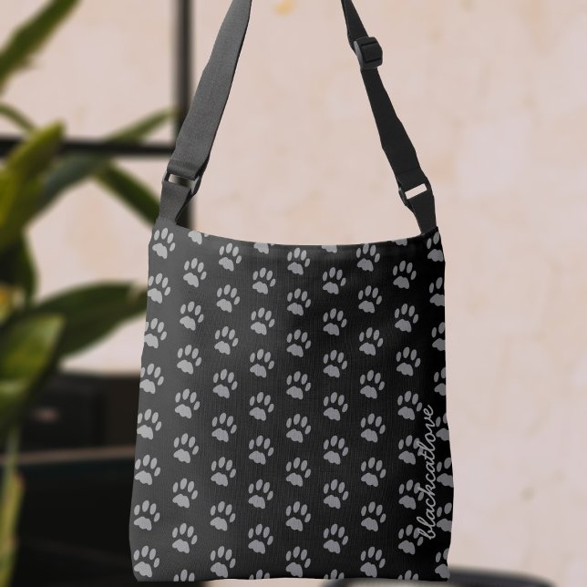 Sac Ajustable Empreinte de patte de animal de compagnie noir et  (A purrfect paw print crossbody bag with space for your name)