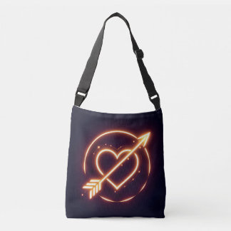 Sac Ajustable glowing image of a heart with cupid's arrow