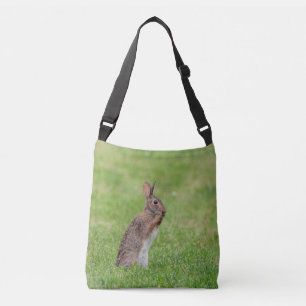Sac Ajustable Lapin debout dans l'herbe et l'air timide