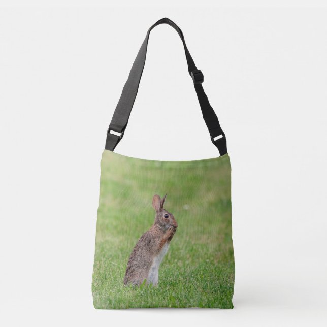 Sac Ajustable Lapin debout dans l'herbe et l'air timide (Devant)