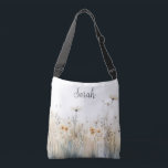 Sac Ajustable Monogramme Champ Rustique de Fleurs Sauvages<br><div class="desc">Ce beau sac présente un champ rustique de fleurs sauvages douces à l'aquarelle. Ajoutez un nom pour le personnaliser. Fait un excellent cadeau pour la future mariée,  la demoiselle d'honneur,  la maman,  la meilleure amie ou la fille ! Créé par Simply Farmhouse Press.</div>