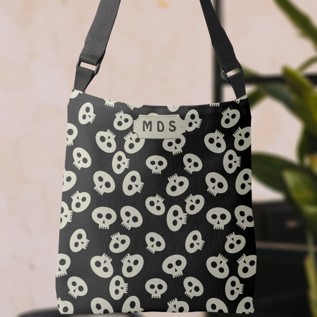 Sac Ajustable Motif crâne mignon imprimé Fourre-tout Crossbody s (Go ahead and add your initials to this adorable crossbody bag with a skull pattern!)
