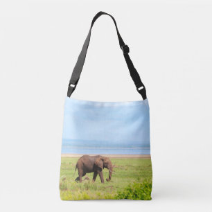 Sac Ajustable Un éléphant sur les prairies en Afrique, Serengeti