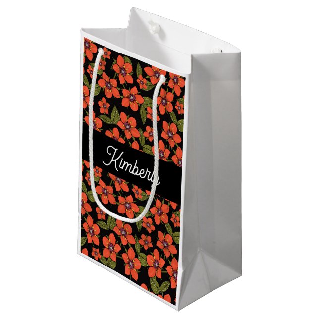 Sac cadeau à monogramme floral rouge Boho (Devant Angle)