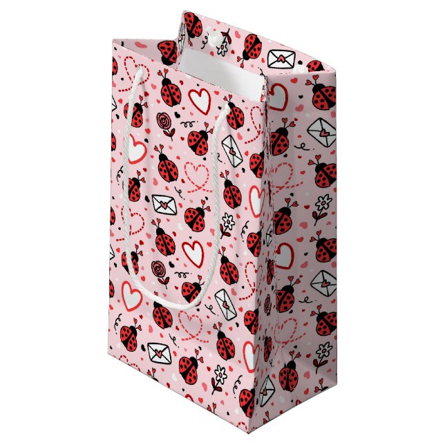 Sac Cadeau à Motif de Coccinelle Mignonne (Devant Angle)