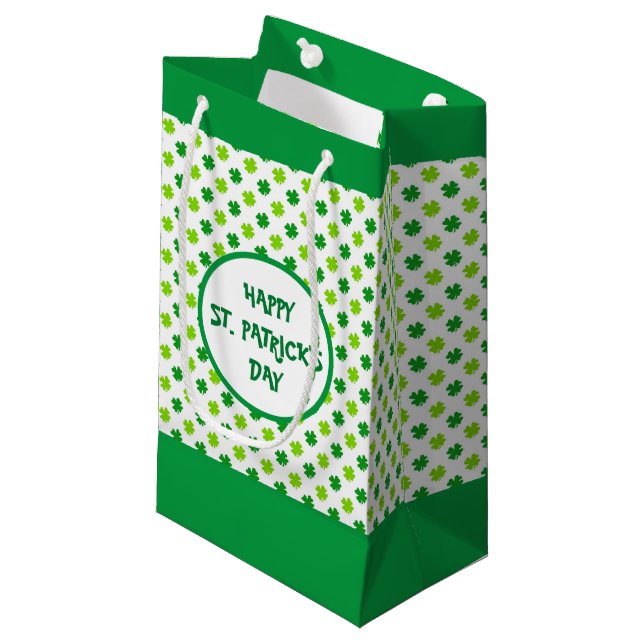 Sac Cadeau Champ De Trèfles Verts (Devant Angle)