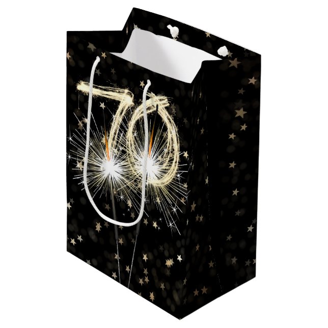 Sac Cadeau Moyen 70e anniversaire Sparklers en noir avec étoiles (Devant Angle)
