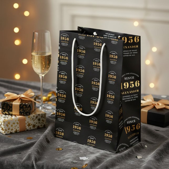 Sac Cadeau Moyen 70th Birthday 1956 Black Gold Chic Elegant (Born 1956 birthday gift bag. Background out of focus.)