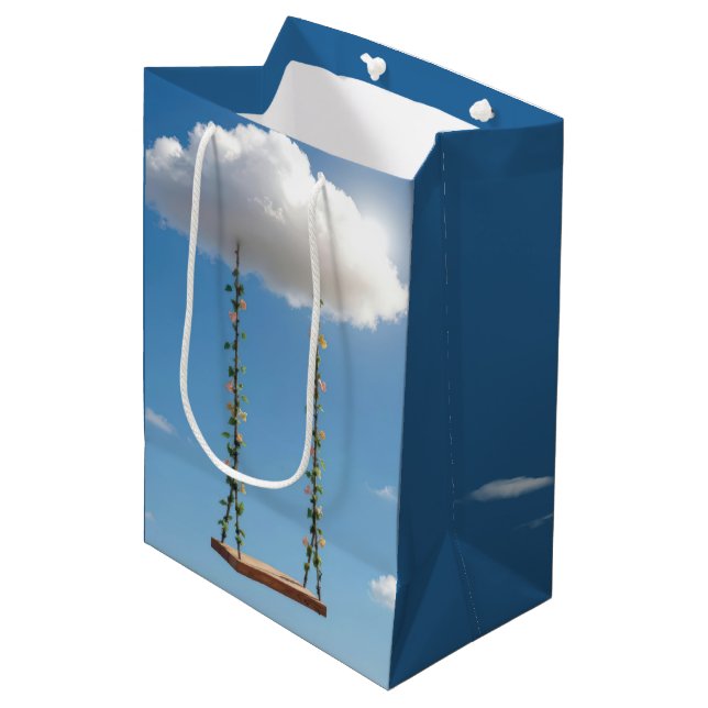 Sac Cadeau Moyen Balançoire d'anniversaire suspendue à un nuage cum (Devant Angle)