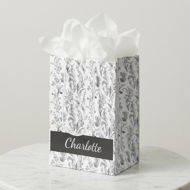 Sac Cadeau Moyen Black White Toile Floral Custom Name (black and white toile floral custom name gift bag with elegant chic pattern)