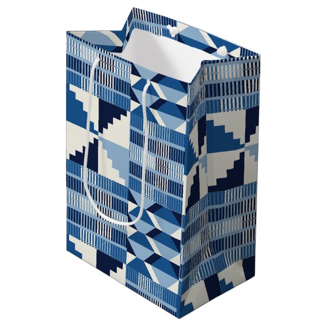 Sac Cadeau Moyen Bloc Kente - Indigo doux (Devant Angle)