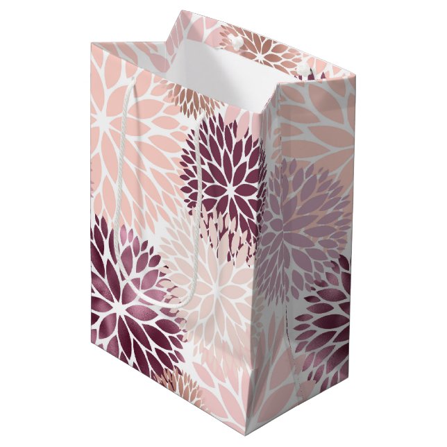 Sac Cadeau Moyen Chic Floral Rose Élégant (Devant Angle)